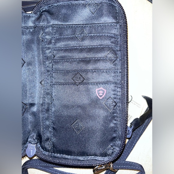 Vera Bradley RFID All in One Crossbody Bag - Picture 6 of 10